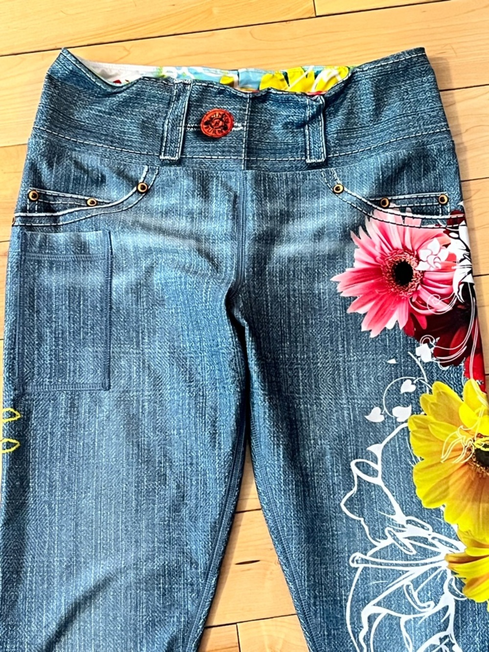 INKnBURN INB Denim Blue Wildflower Tights Pink Yellow Floral Print size four (4) - Picture 4 of 11